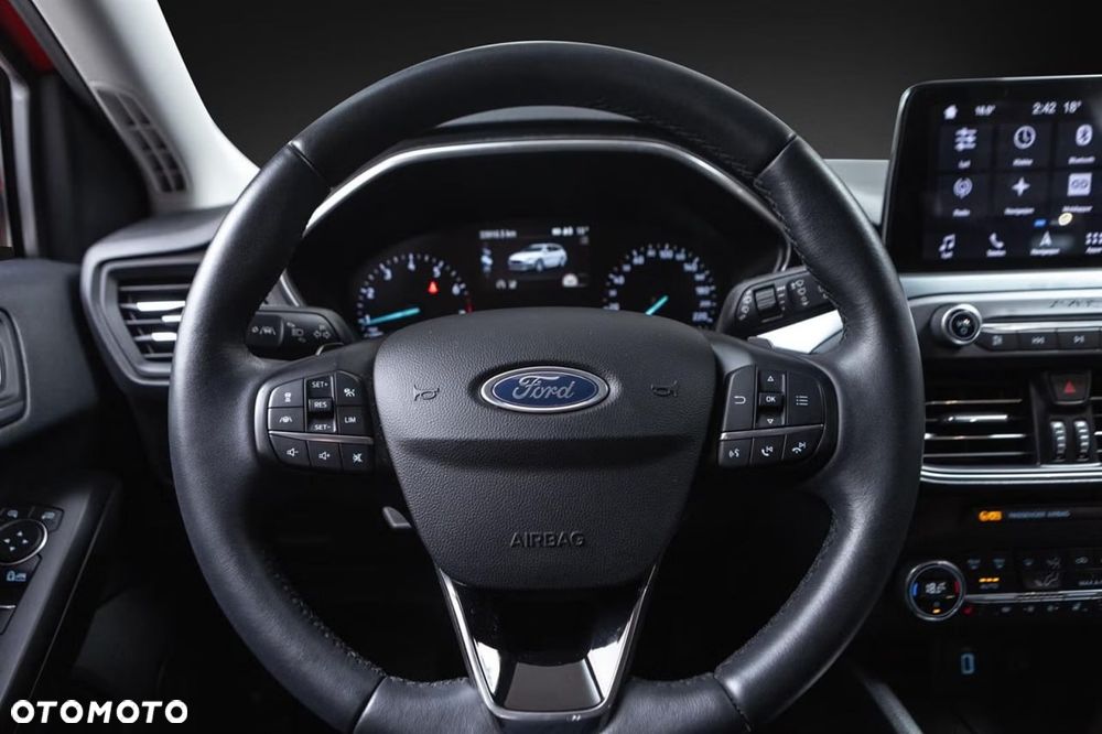 Ford Focus 1.0 EcoBoost Active - 10