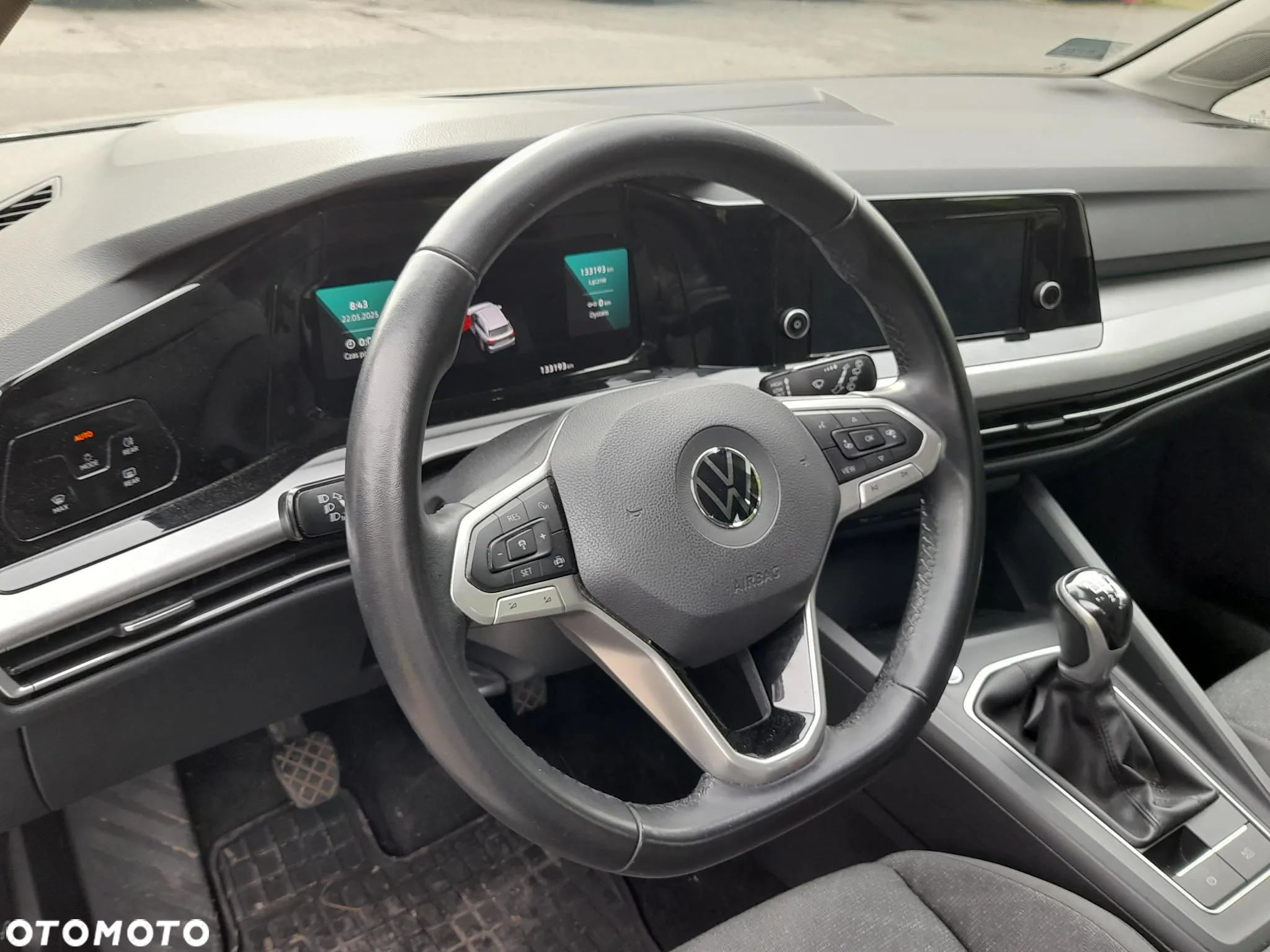 Volkswagen Golf VIII 1.5 TSI EVO Life - 9