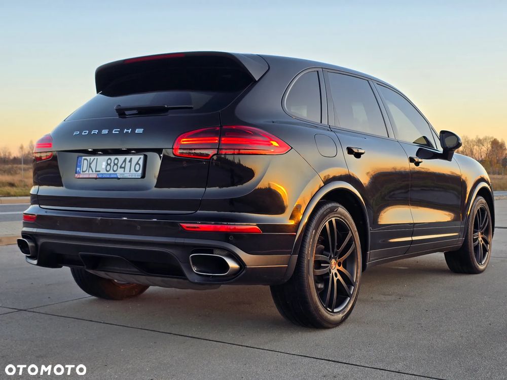 Porsche Cayenne - 12