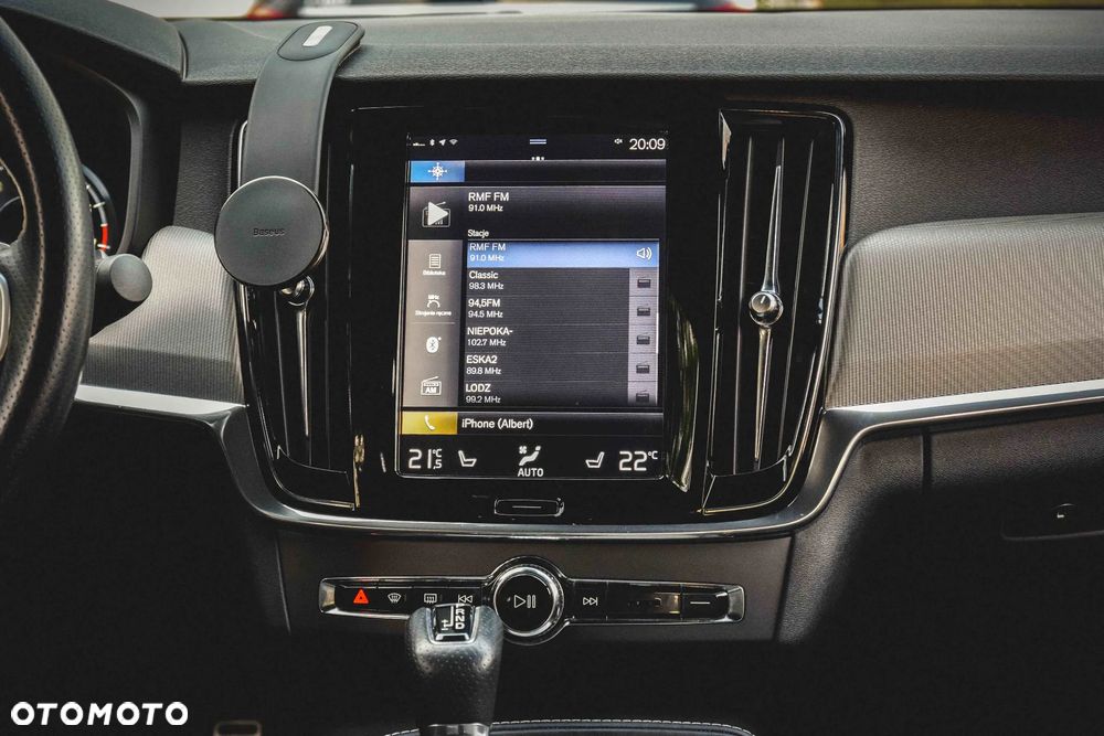 Volvo S90 T6 AWD R-Design - 32