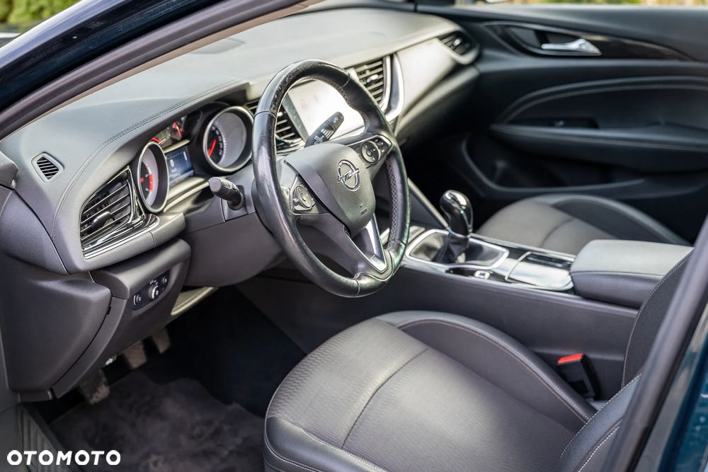 Opel Insignia 2.0 CDTI Innovation S&S - 11