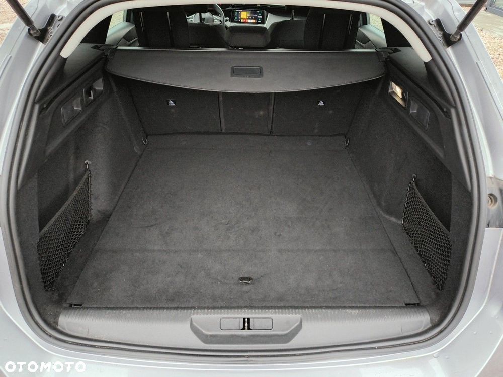 Peugeot 308 - 6