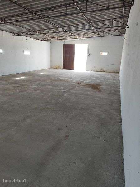 Armazém de 116 m2 para arrendamento - Grande imagem: 5/7