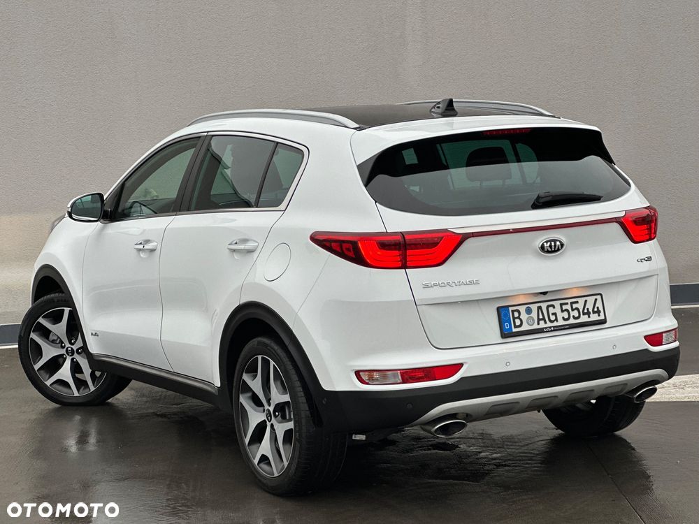 Kia Sportage 2,0 CRDI AWD GT Line - 3
