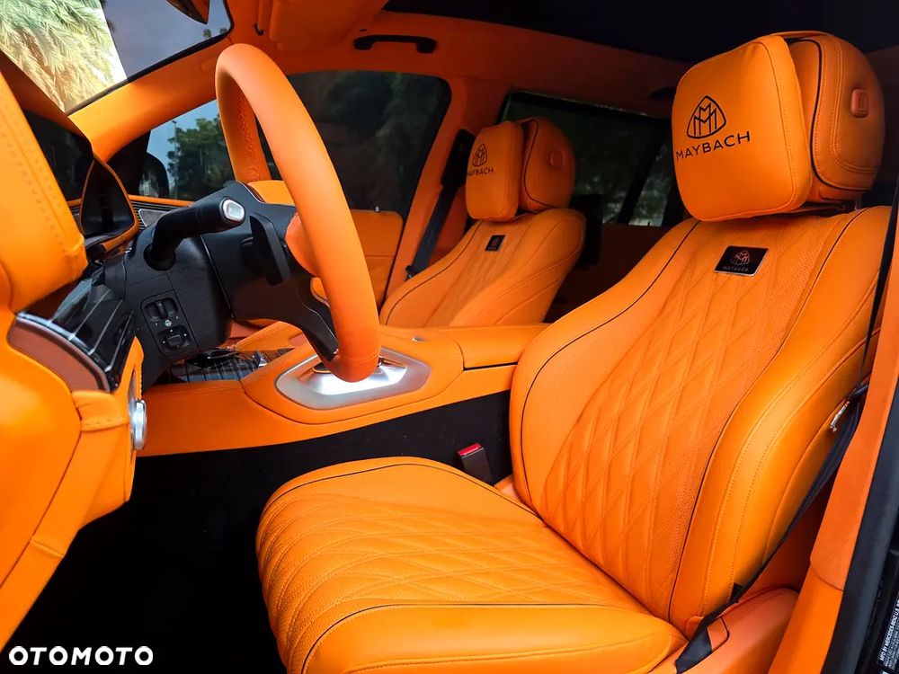 Mercedes-Benz GLS - 8