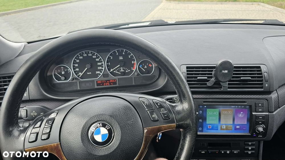 BMW Seria 3 330i - 15