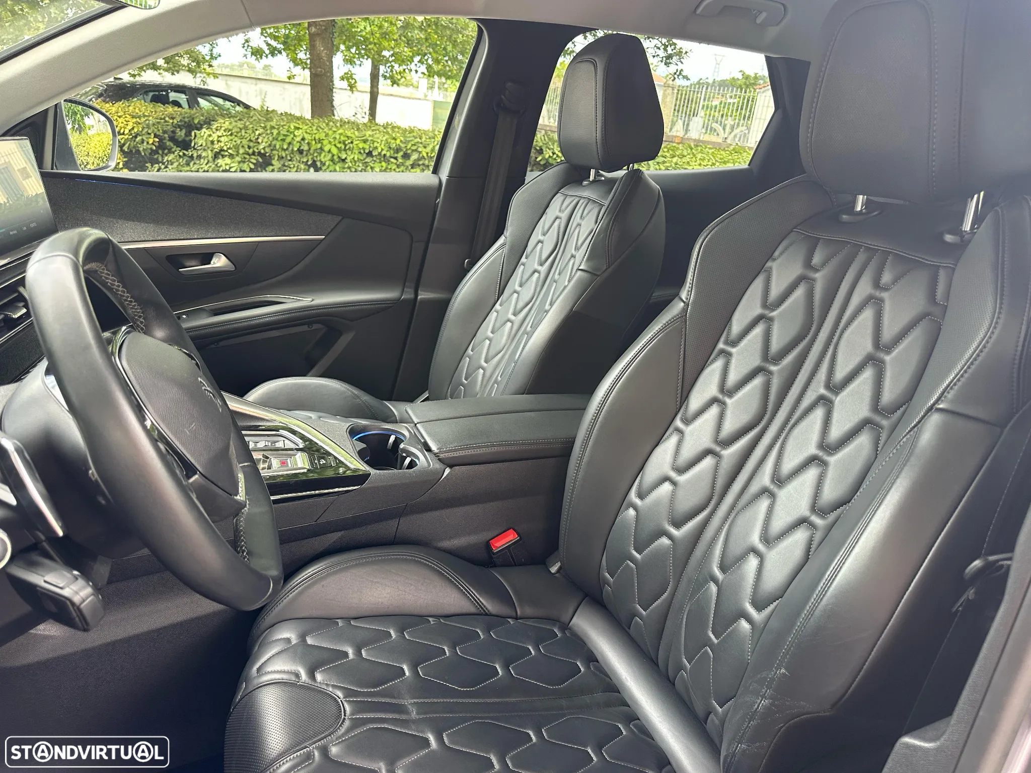 Peugeot 3008 1.6 Hybrid4 Allure Pack e-EAT8 - 9
