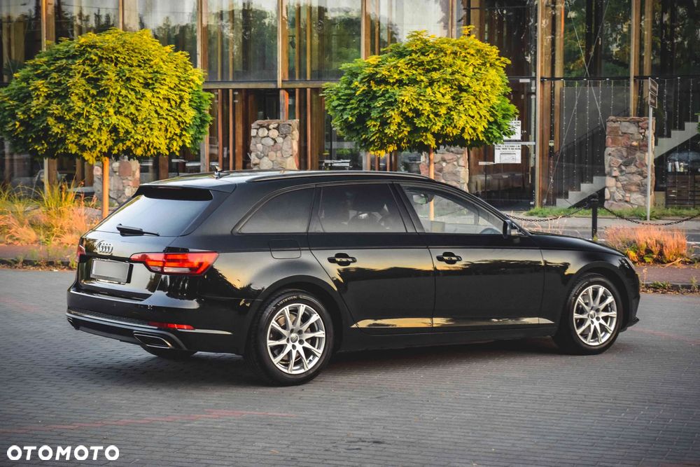 Audi A4 Avant 2.0 TDI S tronic - 16