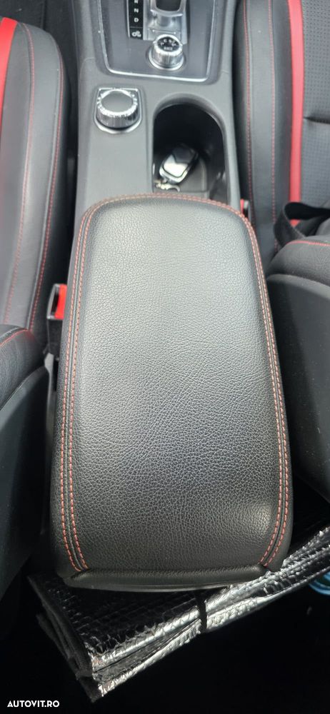 Mercedes-Benz A 45 AMG 4Matic AMG Speedshift 7G-DCT - 10