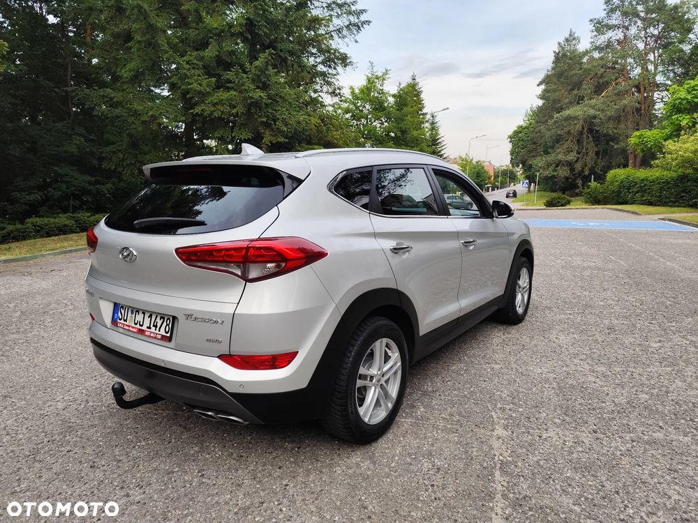 Hyundai Tucson 2.0 CRDi 4WD Intro Edition - 13