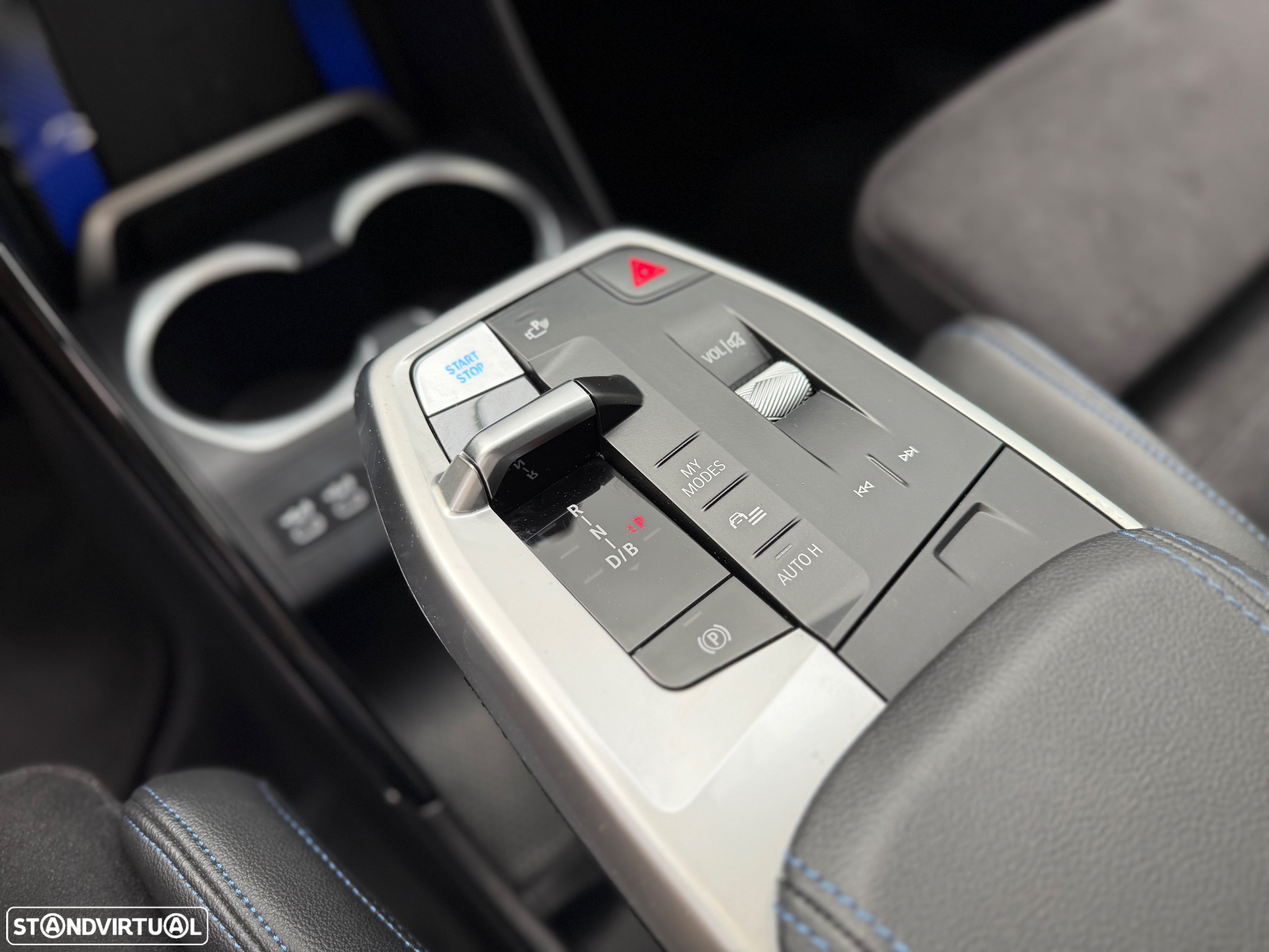BMW iX1 xDrive30 Pack Desportivo M Pro - 23