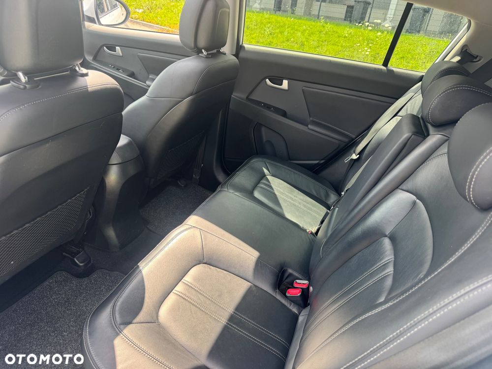 Kia Sportage 2.0 CRDI 4WD Vision - 35