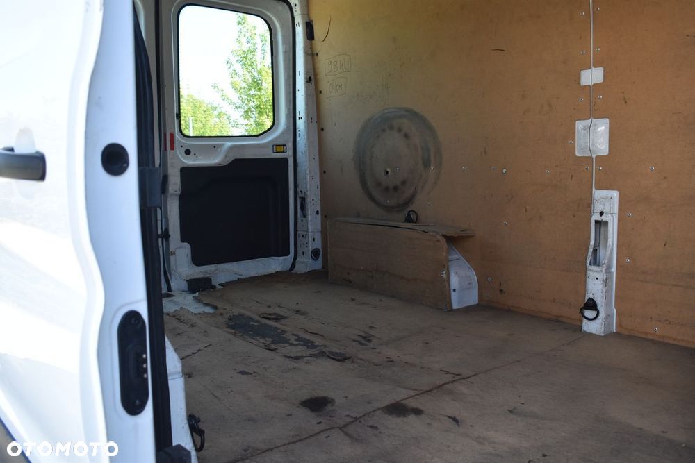 Ford Transit - 14