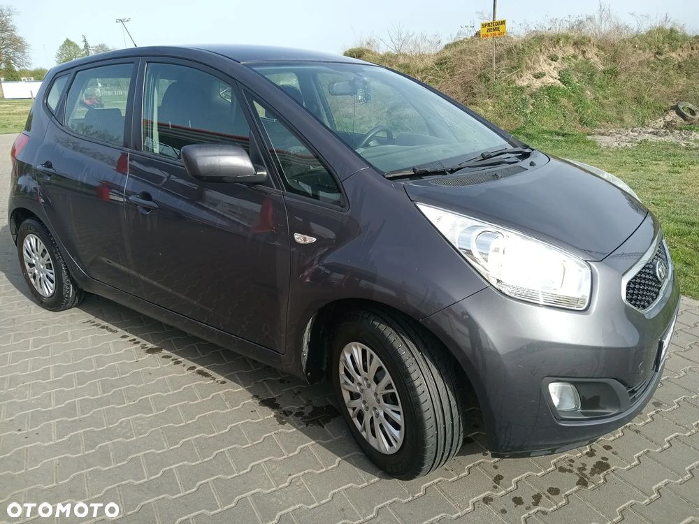 Kia Venga - 5