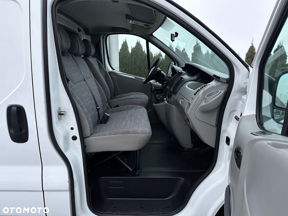 Renault Trafic - 15