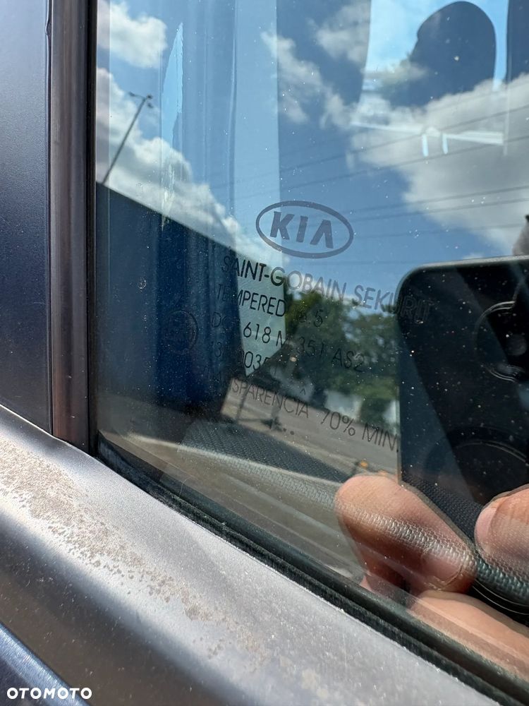 Kia Ceed - 8