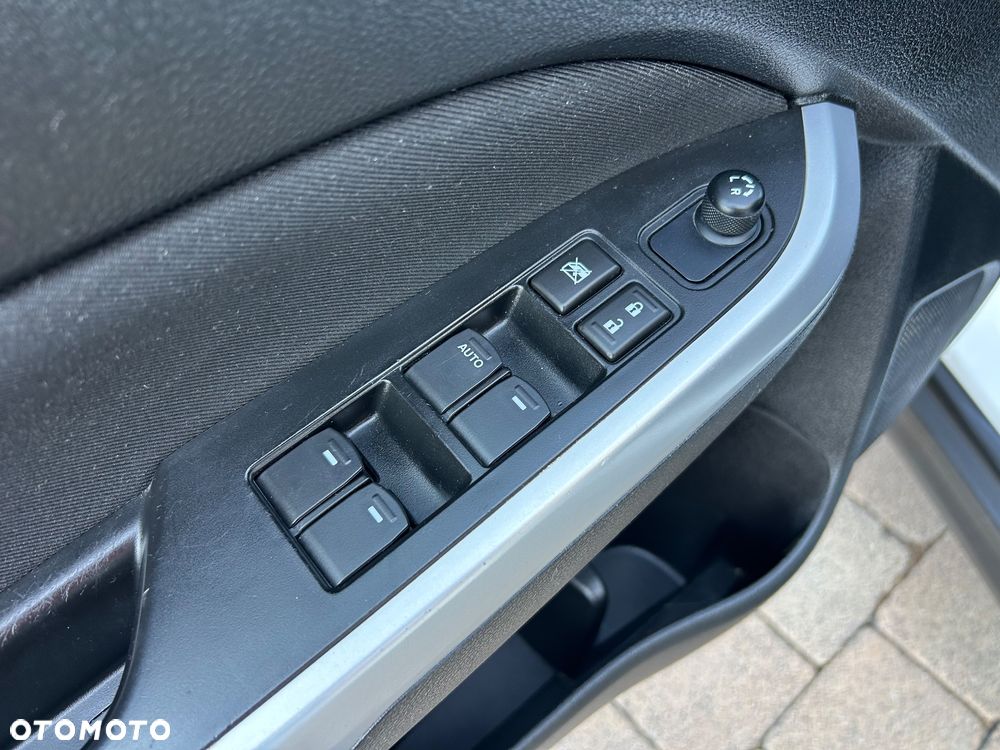 Suzuki Vitara 1.6 DDiS (4x2) Comfort+ - 13