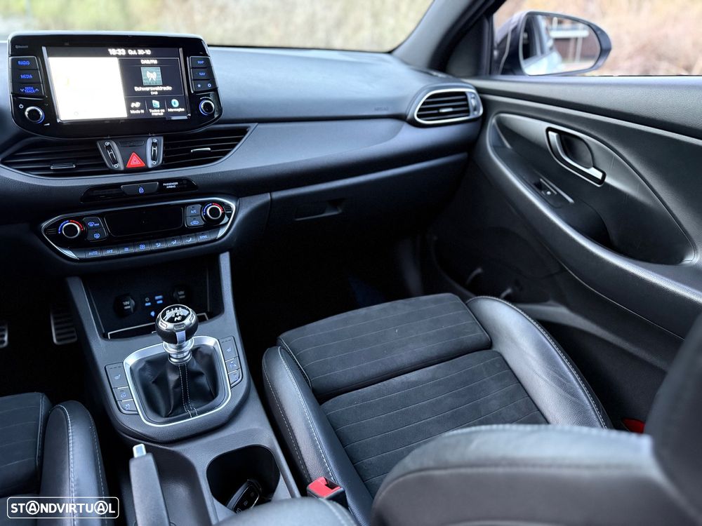 Hyundai i30 N 2.0 T-GDi Performance Pack - 14