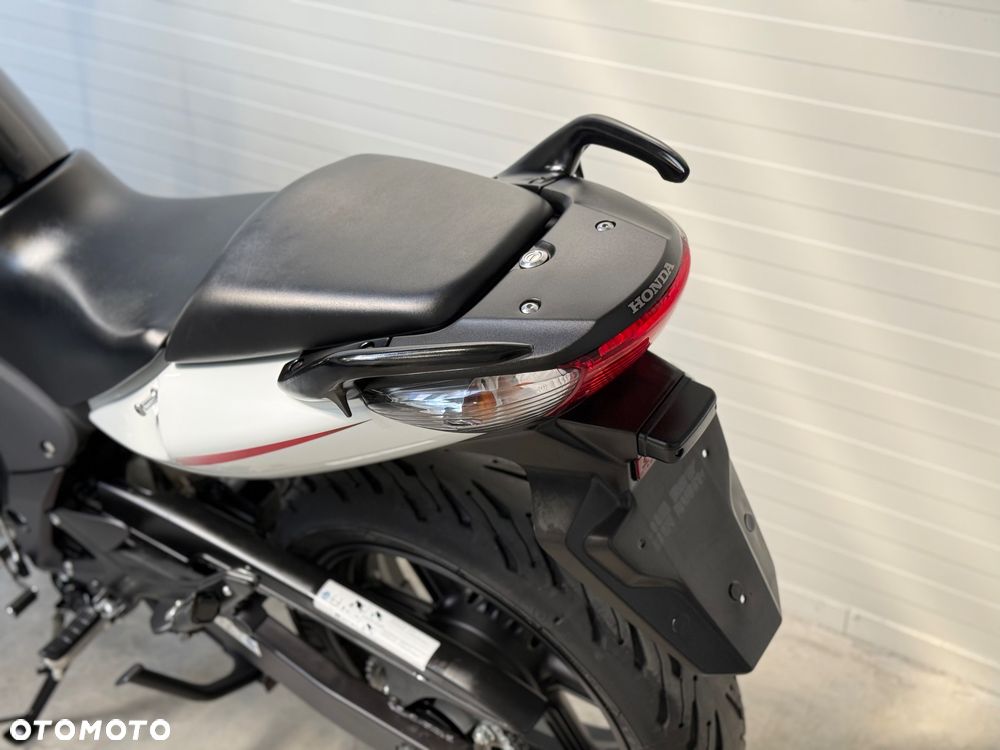 Honda CBF - 38