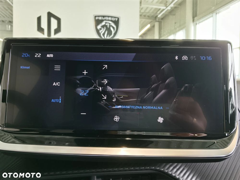 Peugeot 2008 PureTech mHEV Allure e-DCS6 - 12
