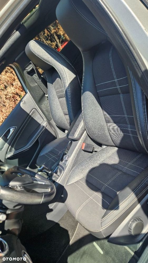 Mercedes-Benz Klasa A 180 d Progressive - 22