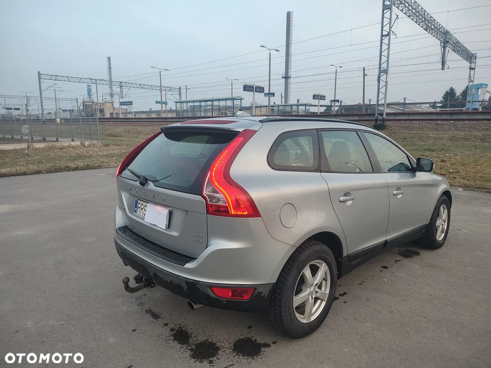 Volvo XC 60 - 2