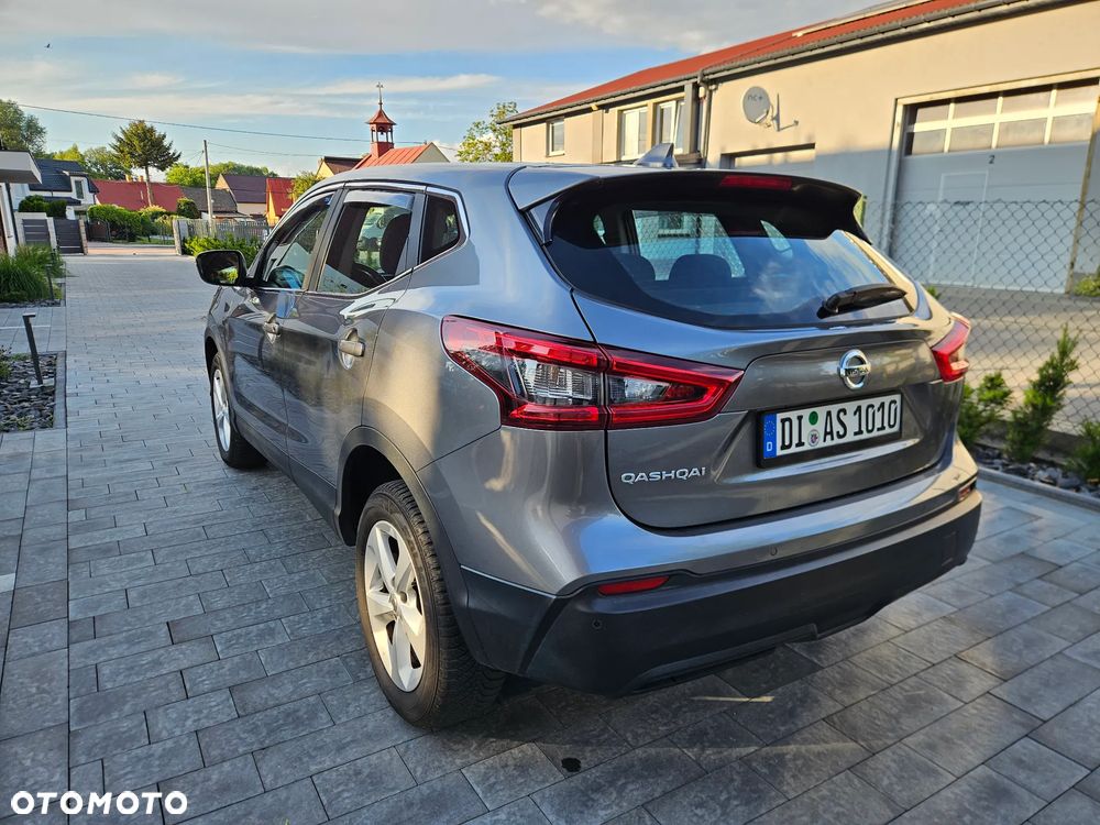 Nissan Qashqai 1.3 DIG-T DCT N-WAY - 4