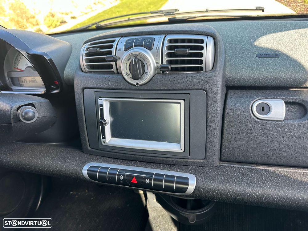 Smart ForTwo Coupé 0.8 cdi Passion 45 - 19