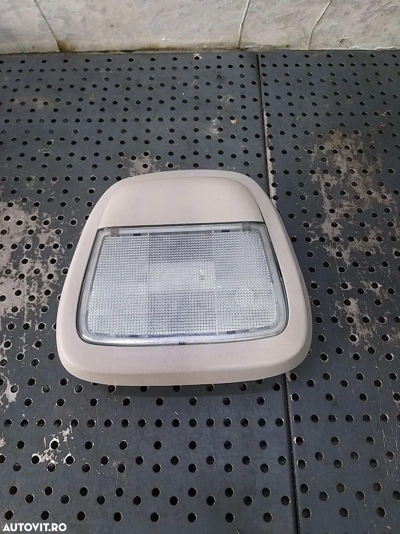 Plafoniera lampa plafon opel meriva a x03 13169298 450481635 024422522 - 1