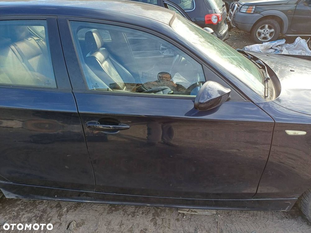DRZWI KOMPLETNE PRAWY PRZÓD BMW E87 120 D A35/5 - 1