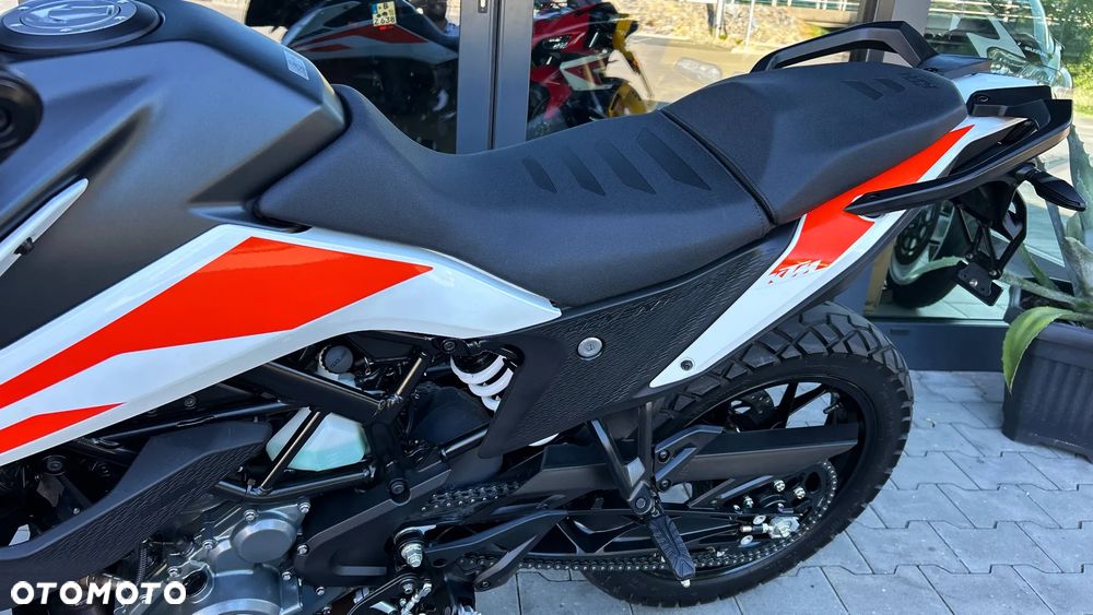 KTM Adventure 390 - 17