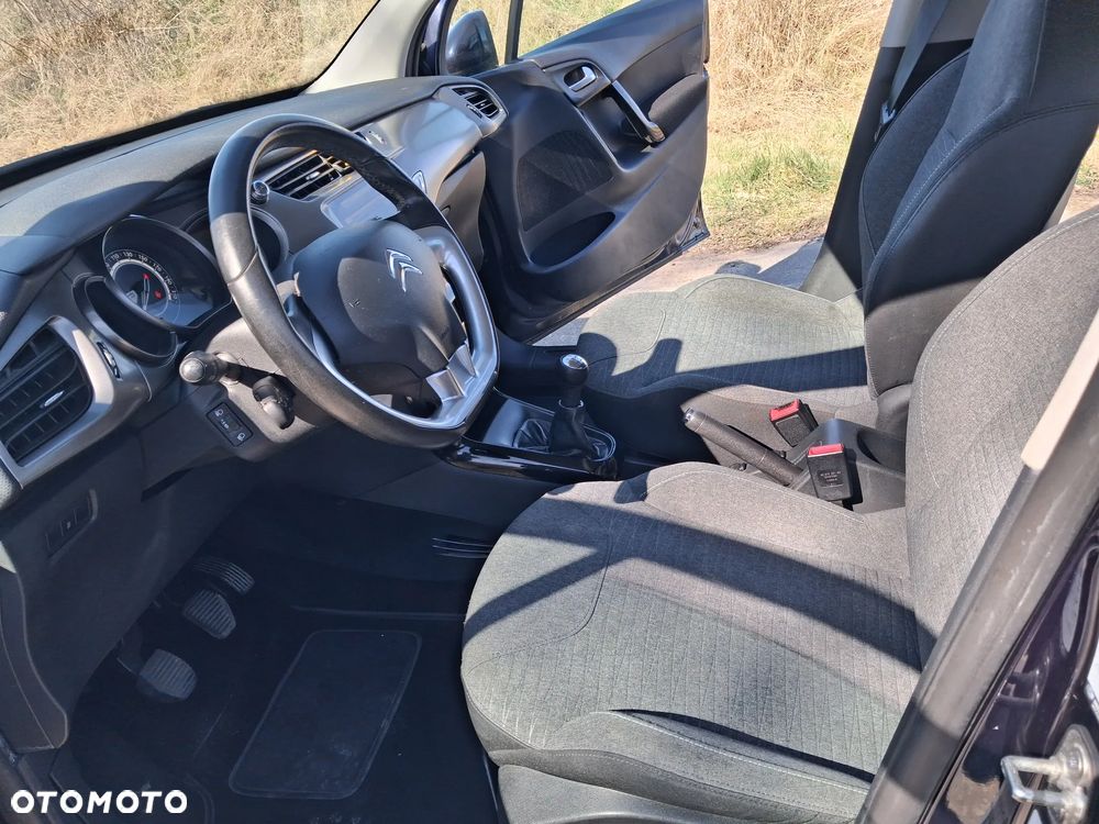 Citroën C3 Pure Tech 82 ELLE - 10