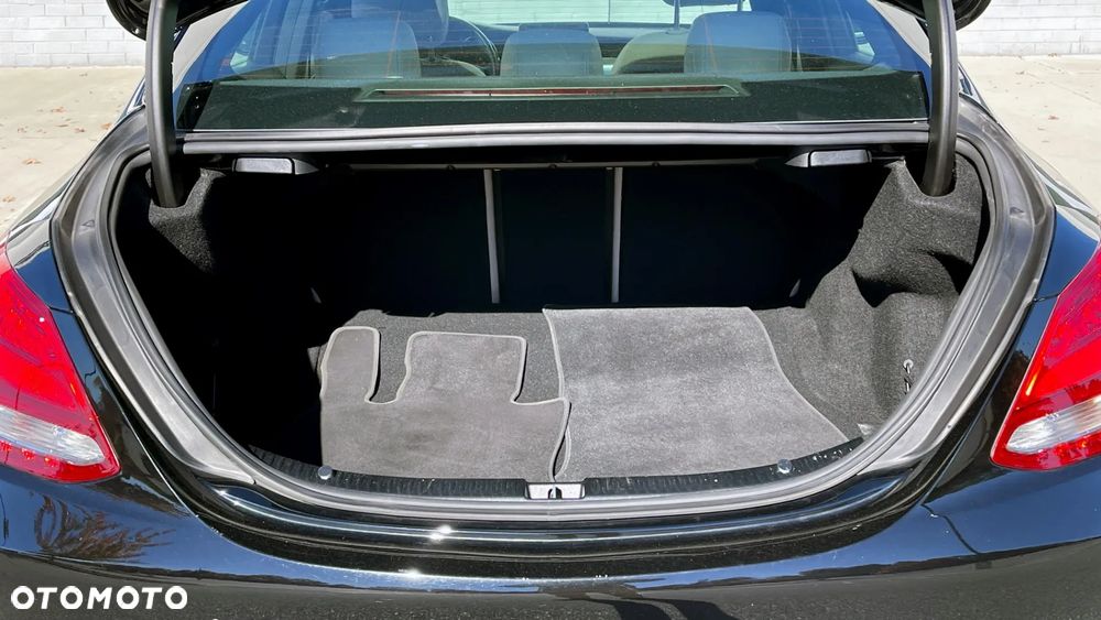 Mercedes-Benz Klasa C 300 9G-TRONIC Exclusive - 25