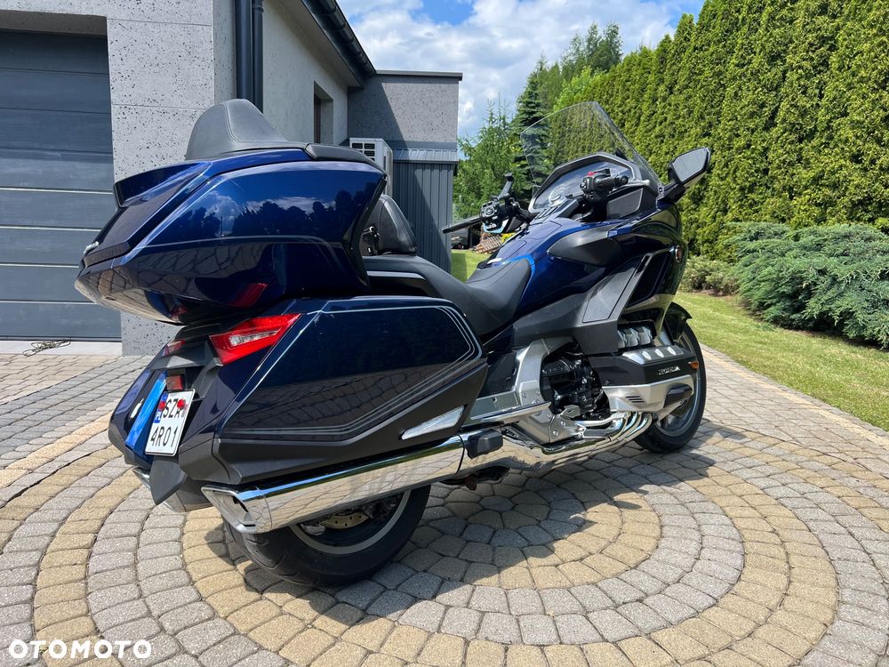 Honda GL - 24