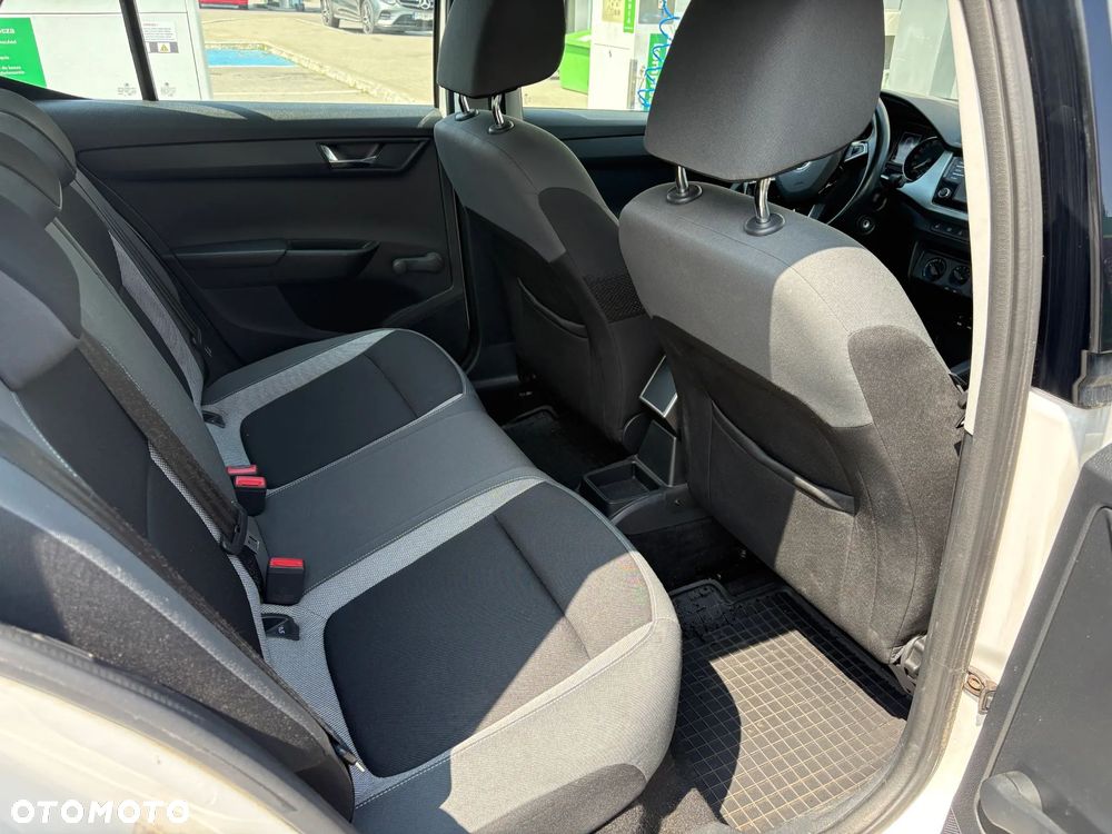 Skoda Fabia 1.2 TSI Ambition - 12