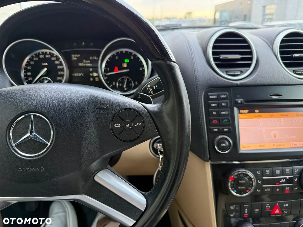 Mercedes-Benz GL 350 CDI - 31