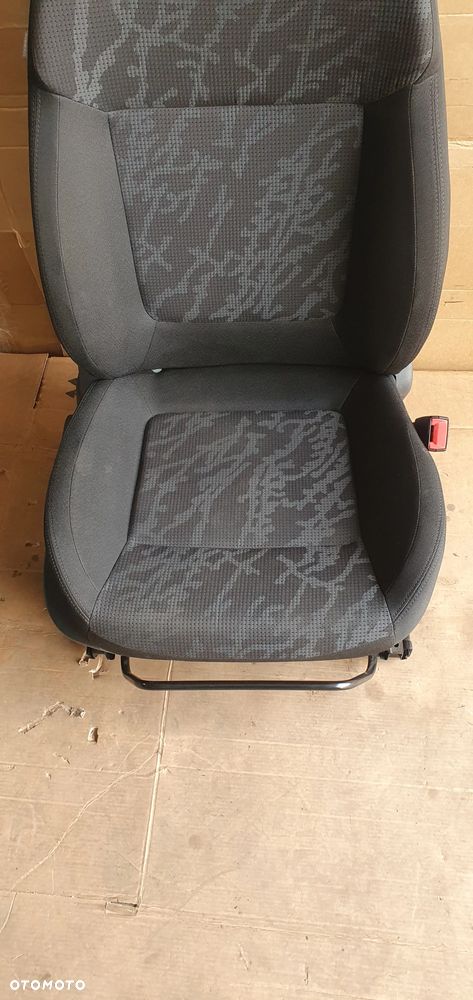 Fotel pasażera prawy przód przedni Peugeot 3008 - 7