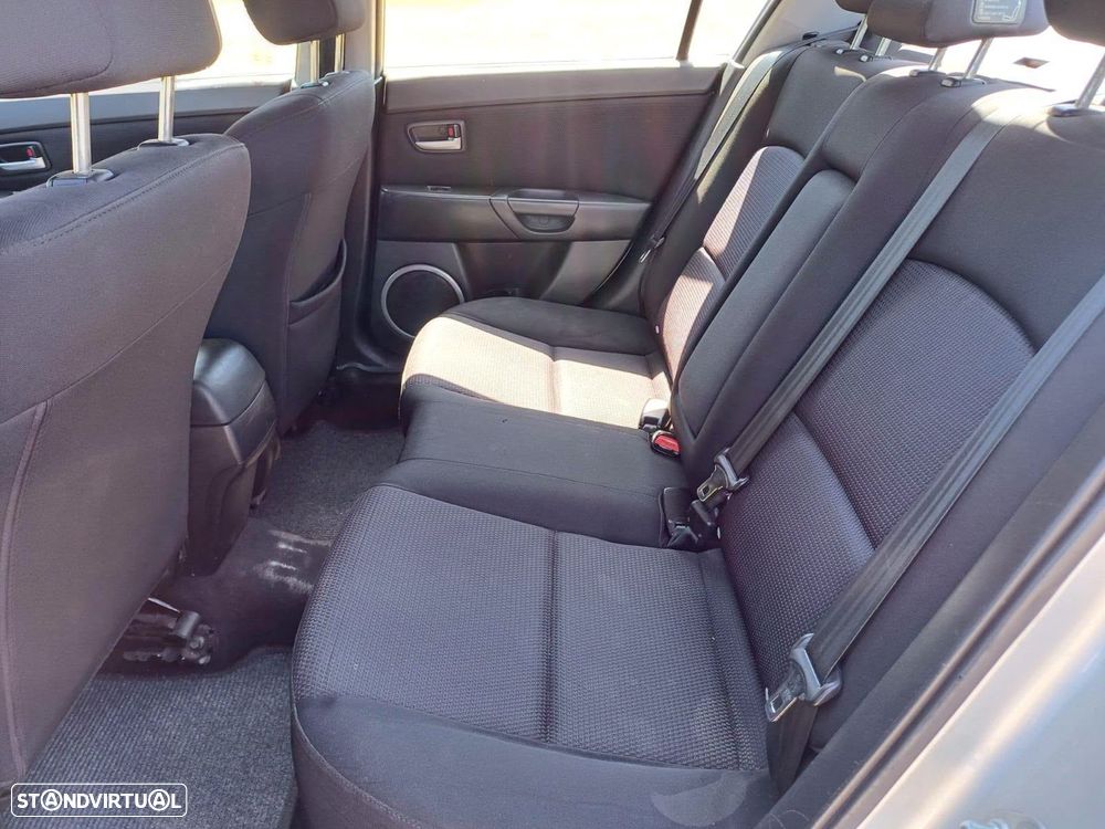 Mazda 3 Hatchback MZR 1.6 CD Exclusive - 8