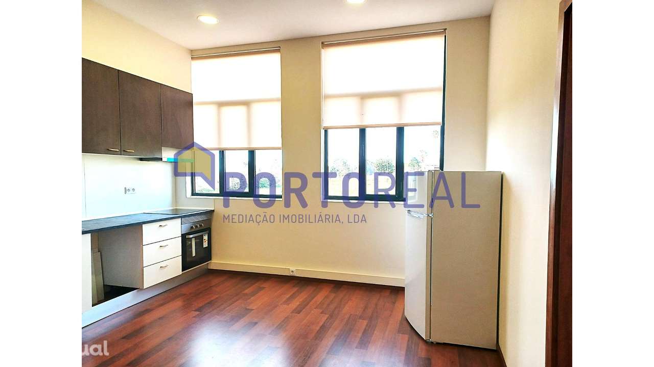 T1 Novo em Santana - Leça Balio - Grande imagem: 4/25