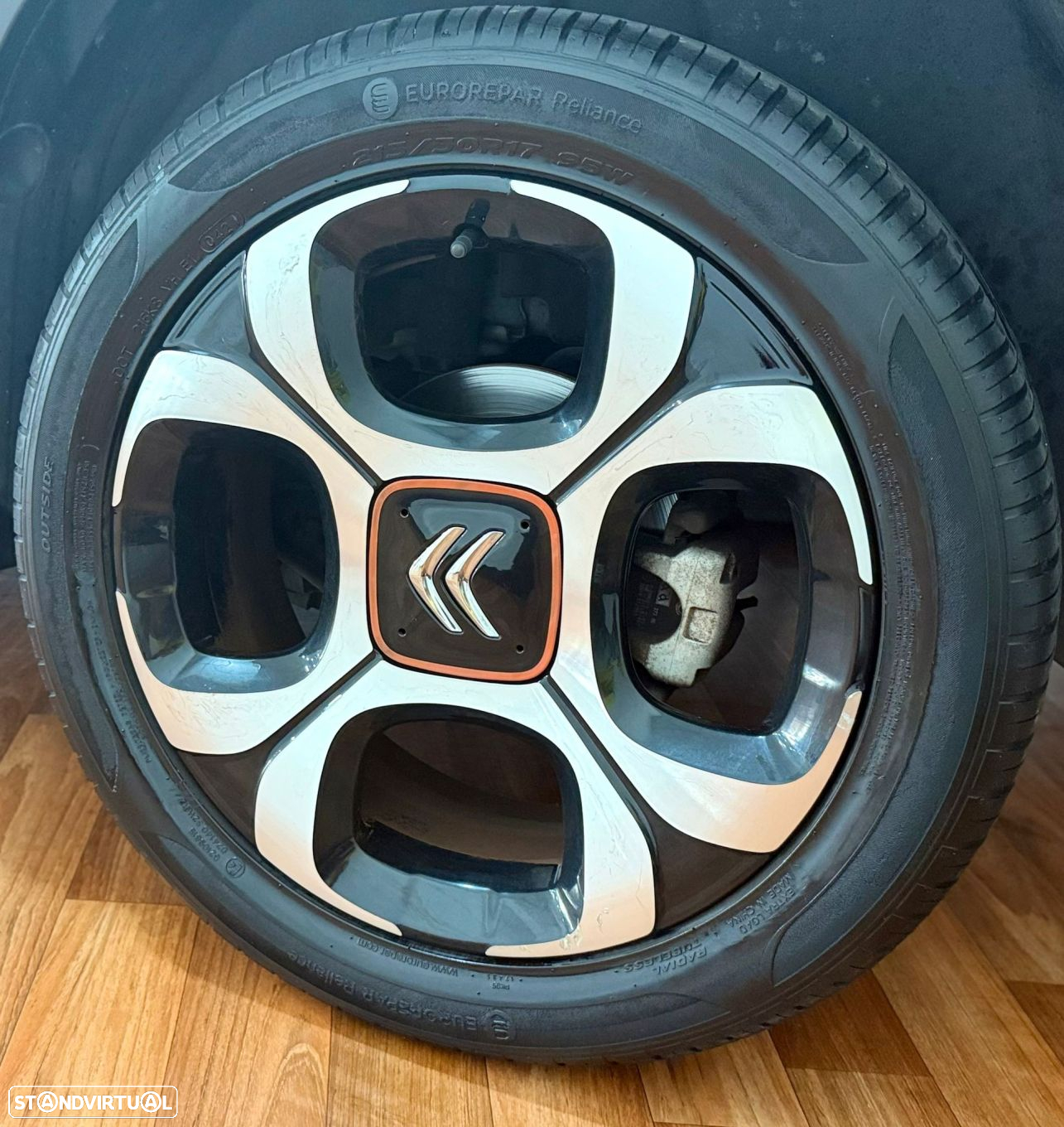 Citroën C3 Aircross 1.2 PureTech Shine EAT6 - 7
