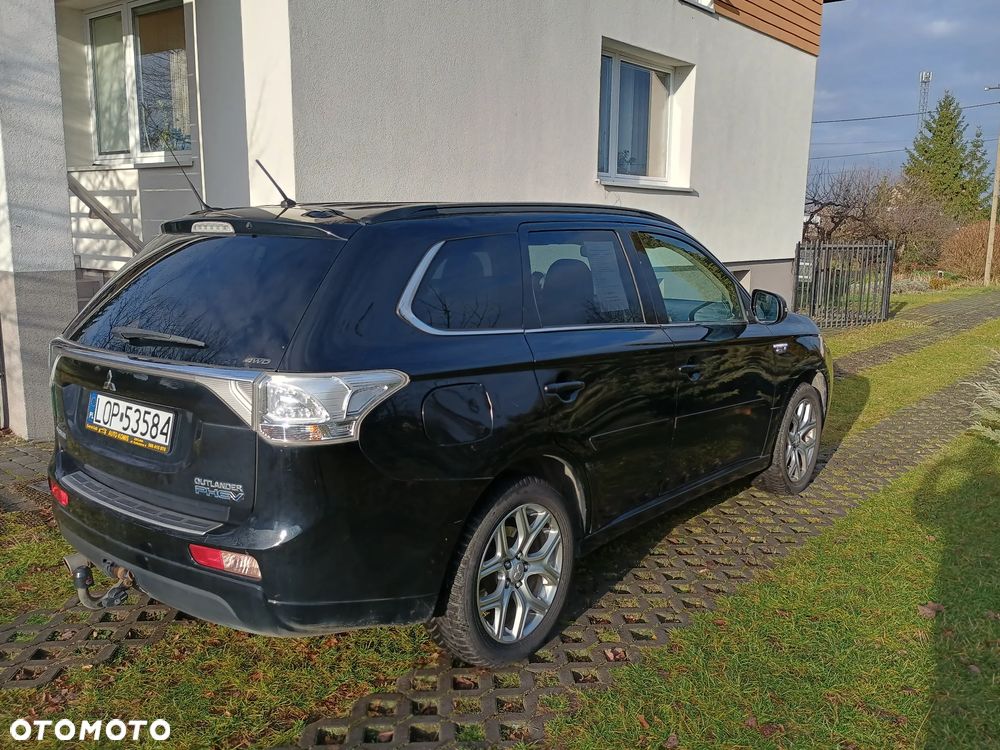 Mitsubishi Outlander 2.0 4WD Top - 7