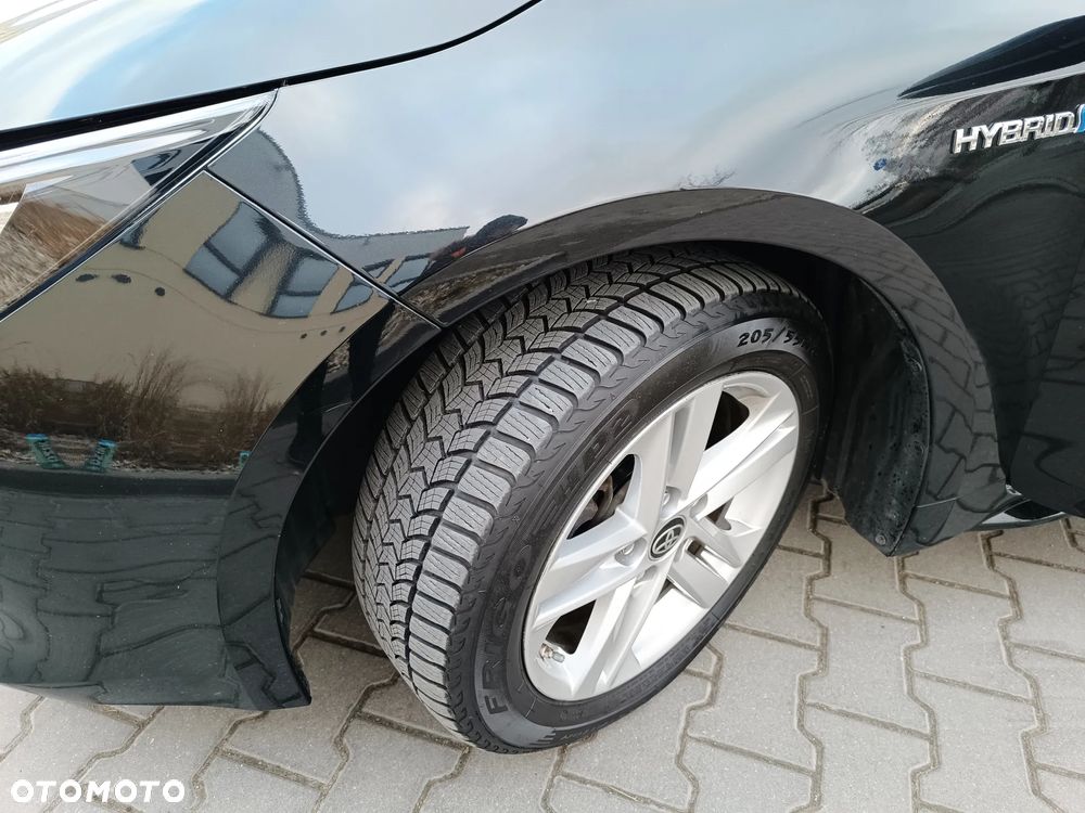 Toyota Corolla 1.8 Hybrid Comfort - 31