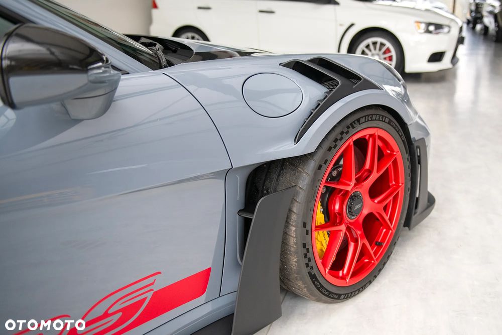 Porsche 911 GT3 RS - 8