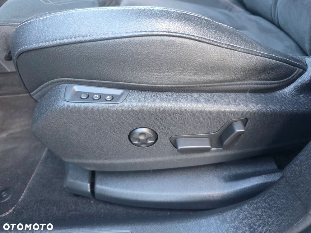 DS Automobiles DS 7 Crossback 1.6 E-Tense 4x4 Performance Line + - 13