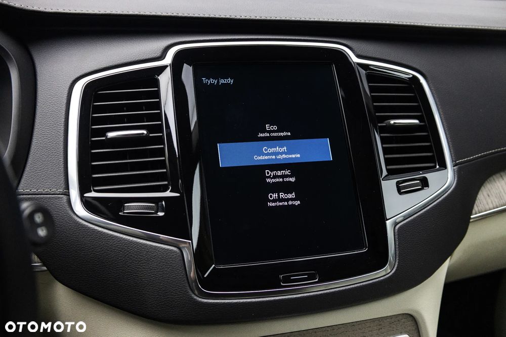 Volvo XC 90 B5 D AWD Inscription - 26