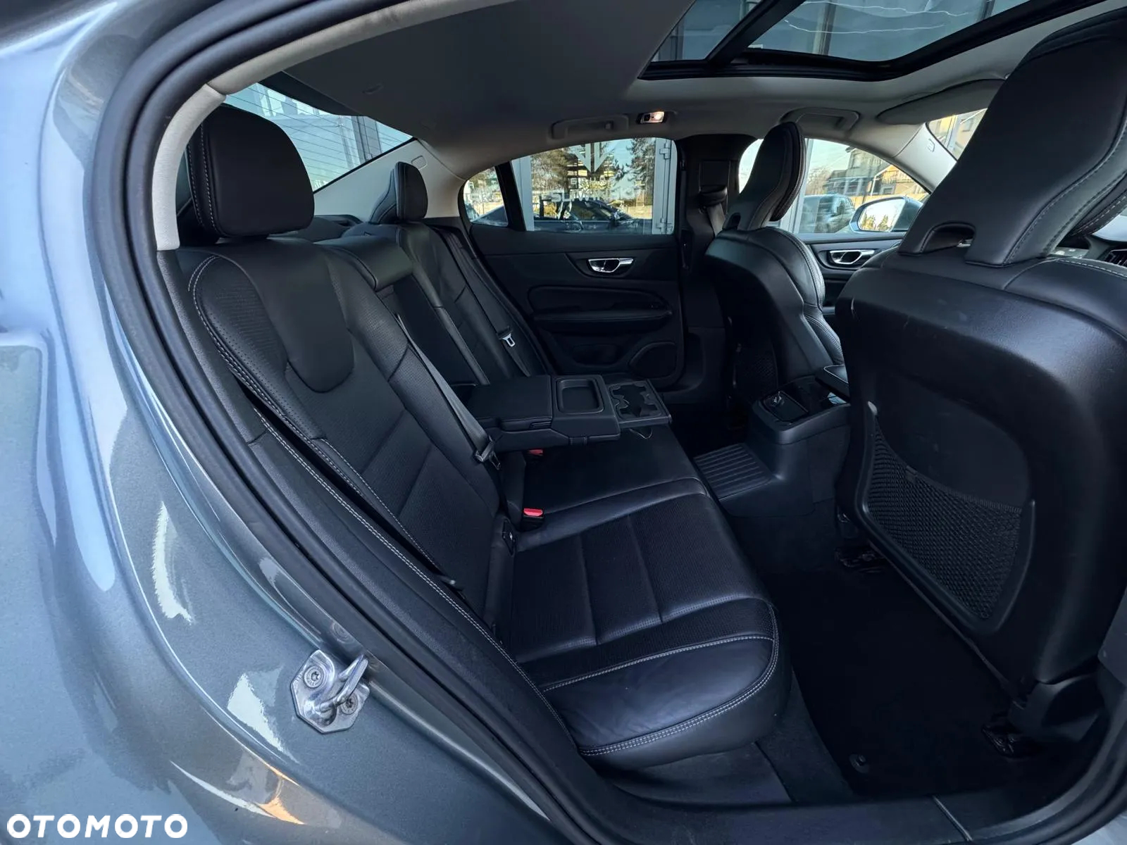 Volvo S60 T8 Twin Engine AWD Geartronic Inscription - 23