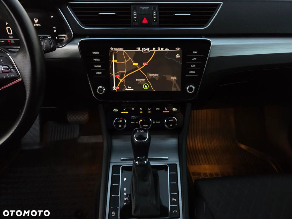 Skoda Superb 2.0 TDI SCR Ambition DSG - 26