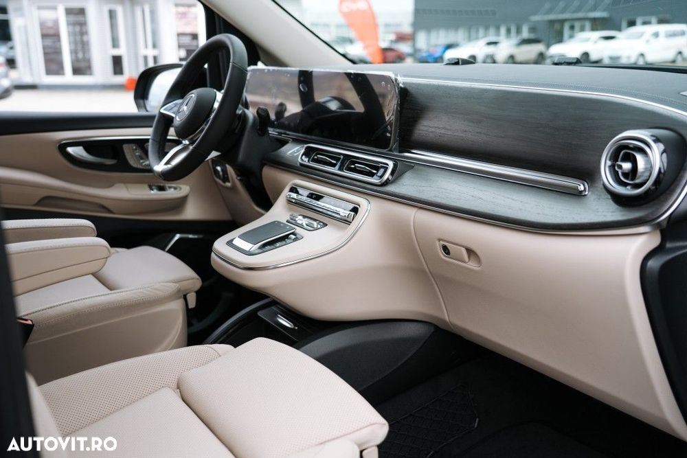 Mercedes-Benz V - 16