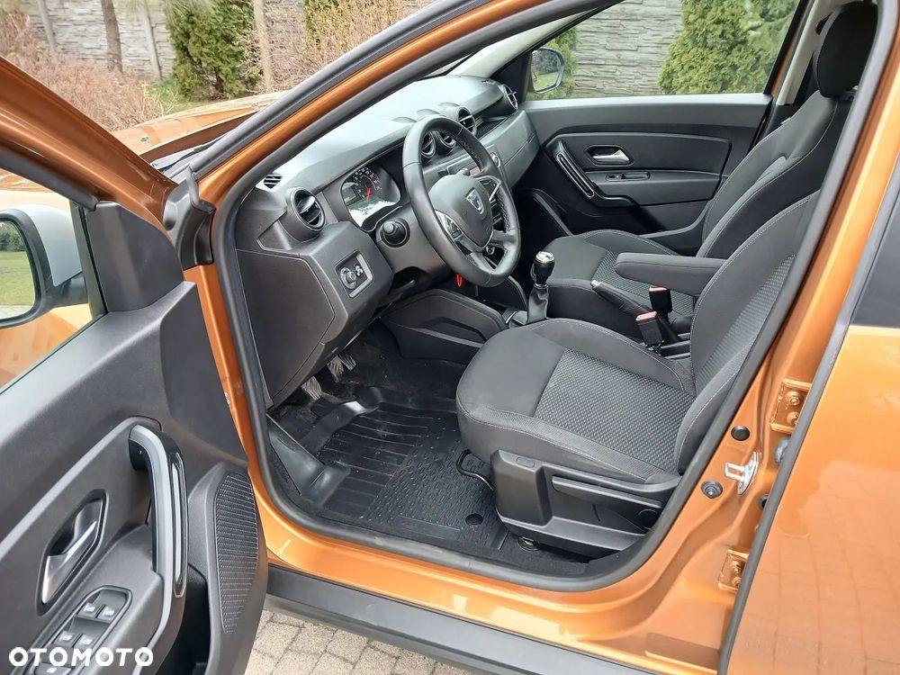 Dacia Duster 1.6 SCe Laureate S&S - 5