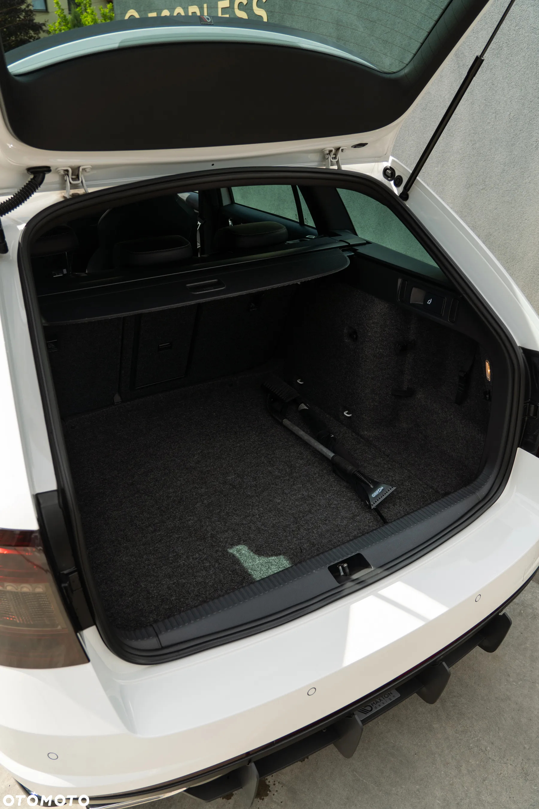 Skoda Octavia 2.0 TDI RS DSG - 11